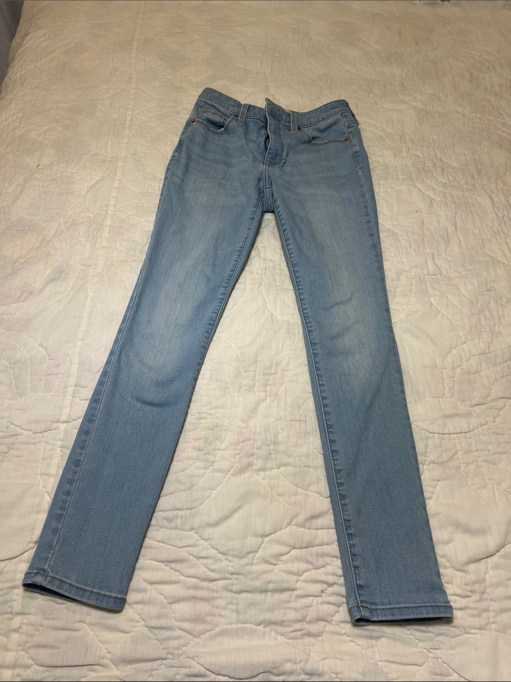 Universal Thread Light Blue Skinny Jeans